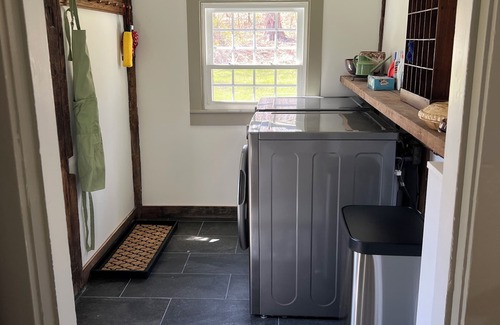 Washington Depot Cottage | Charming, private 2-bedroom cottage on classic New England farm in Washington CT