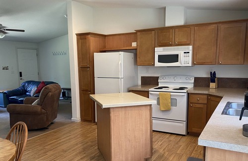 Cascade House | Charming, private 3-bedroom cabin