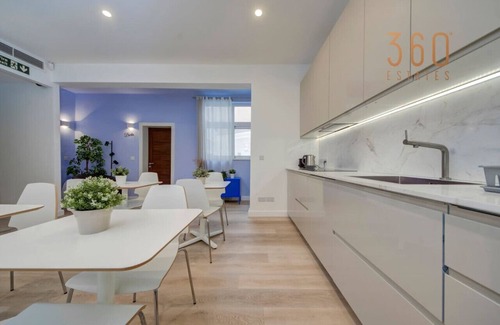 Mosta Apartment | Charming private room with Wifi in central Mosta