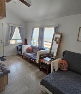 Logan Heights House | Charming Private San Diego Residence 3 Bedroom 2 Bath with Parking Better Option for Conventions Downtown Beaches Balboa Park