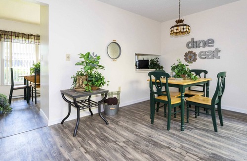 Poinciana Condo | Charming quiet condo