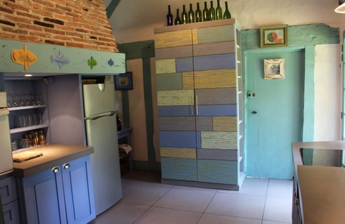 Leon House | Charming, quiet house in the middle of the forest, 15kms from the ocean