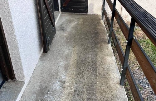 Les Angles Apartment | Charming Quiet Studio with Balcony, Bunk Beds, and Shuttle Stop Nearby
