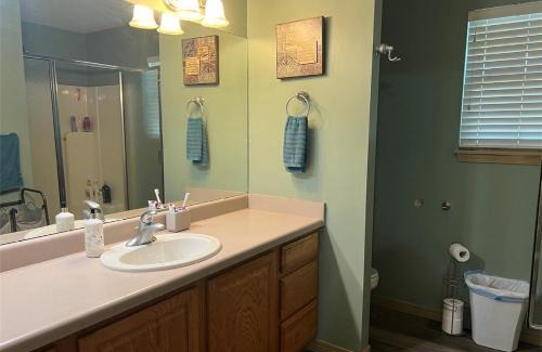 Sand Springs House | Charming Ranch Home near Candlestick Beach - 3BR, 2BA, Garage