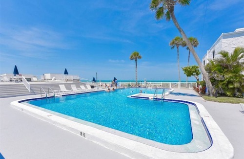 Venice Condo | Charming, recently renovated 2-bedroom condo with AC, WiFi in fabulous Venice