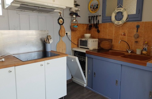 La Faute-sur-Mer House | Charming Renovated House Near Beach & Shops, Sleeps 5