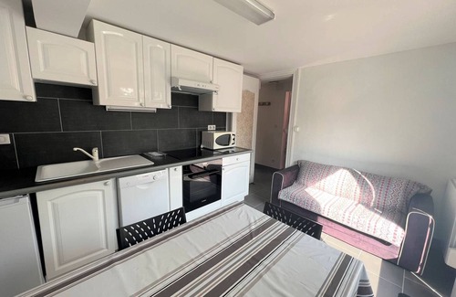Cambo-les-Bains Apartment | Charming Renovated 1BR Apt with Terrace, Internet, and Parking in Sunny Villa