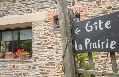 Guemene-Penfao Cottage | Charming Renovated Farmhouse with Private Garden, Wi-Fi, Bikes, and Family Amenities