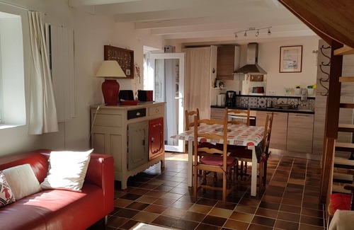 Crozon House | Charming renovated 3-room detached "Penty" with terrace, small garden and parking space