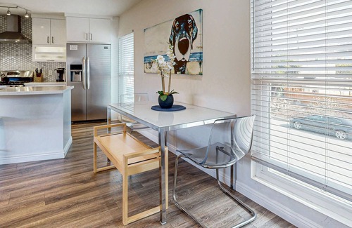 San Clemente Condo | Charming rental near the beach and 300 feet to Casa Romantica Cultural Center