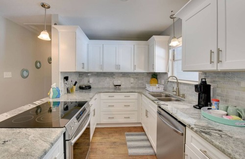Ocean City House | Charming Retreat | Pool, Games, Near Beach!