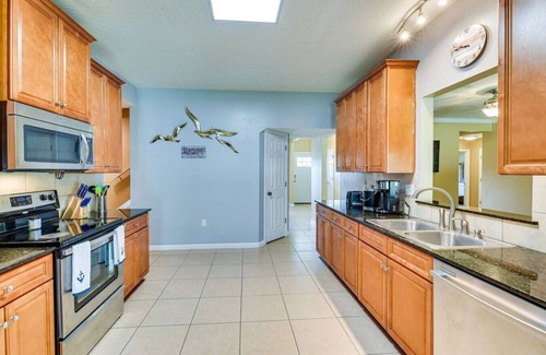 Crestview House | Charming Retreat l Wifi, 6 Beds, Near Twin Hills