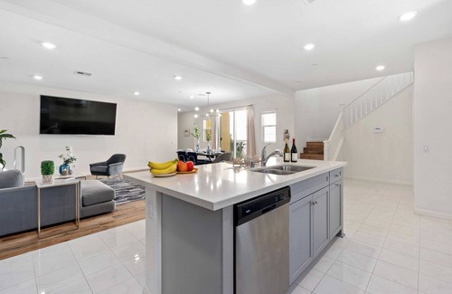Chino House | Charming Retreat on Brahman Lane: Your Ideal Getaway Awaits Here Today! #41511