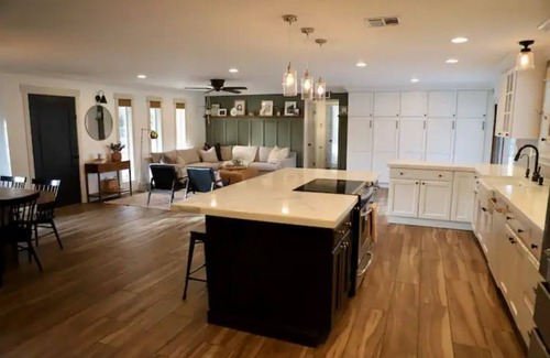 Mesa House | Charming Retreat