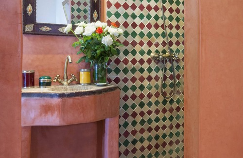 Medina House | Charming Riad 3 mins from Jemaa Elfna square with Marrakech Bed and Breakfast