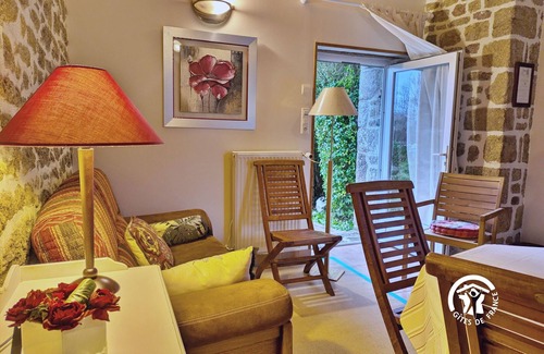Niort-la-Fontaine Bed & Breakfast | Charming Room in Historic Village House Near Lassay-les-Châteaux