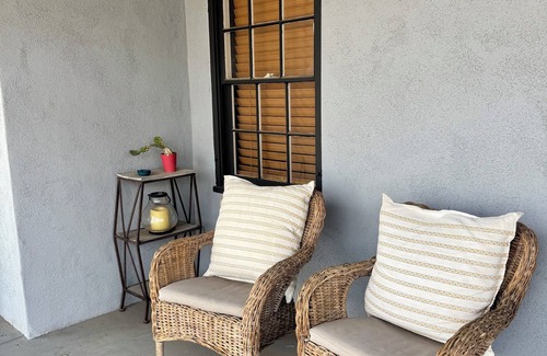 North Mountain House | Charming Room in a 3-bedroom house with Mountain View’s!