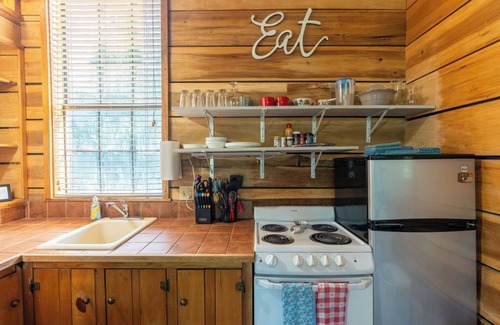 Heber Springs Cabin | Charming & Rustic Cabin on the Little Red River!