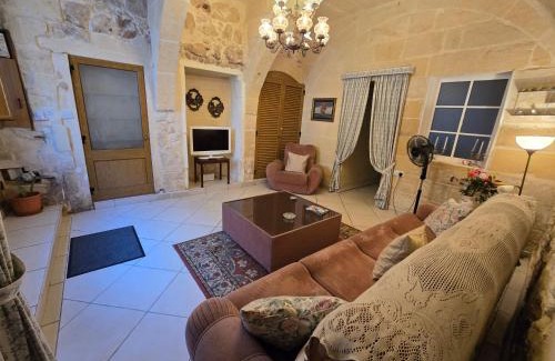 Ggantija Apartment | Charming rustic getaway in Xaghra, Gozo.