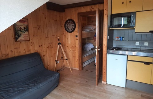 Muhlbach-sur-Munster Apartment | Charming studio cabin with mountain view