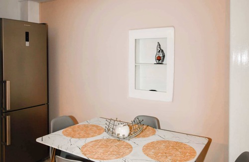 Mitilinii Apartment | Charming Samos Escape with Jacuzzi and Private Balcony