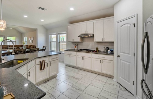 San Marcos House | Charming San Marcos Retreat ~ 6 Mi to TXST!