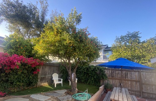 Oak Park Cottage | Charming Santa Barbara Cottage with large private outdoor patio & garden