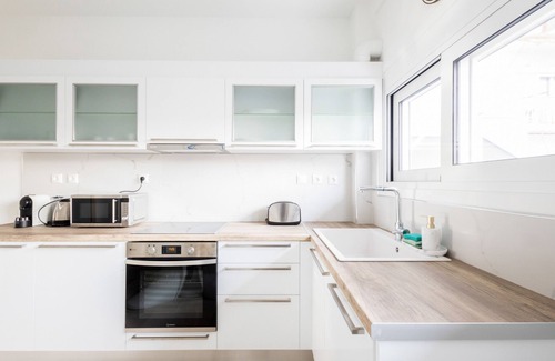 Glyfada Apartment | Charming Seaside Apartment | Elegant 2BR in Glyfada