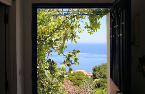Tangier Villa | Charming Seaside Retreat with Panoramic Views in Belyounech