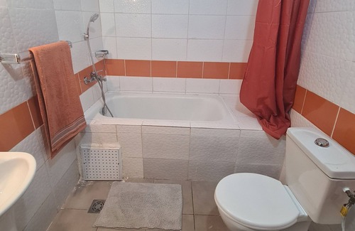 Cocody Apartment | Charming Self-Contained Studio in Near Riviera Bonoumin Close to Abidjan Mall
