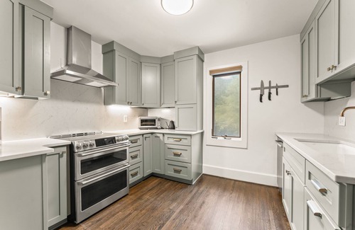 Palmetto Apartment | Charming Serenbe Carriage House