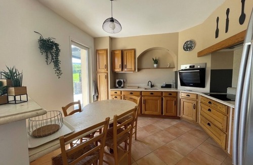 Rochessauve Villa | Charming single-storey villa, quiet location with swimming pool, shaded dining area