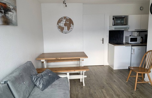 Peyragudes Apartment | Charming Ski-in/Ski-out Apt with Balcony, Sleeps 6, Access to Spassio Spa, Close to Amenities