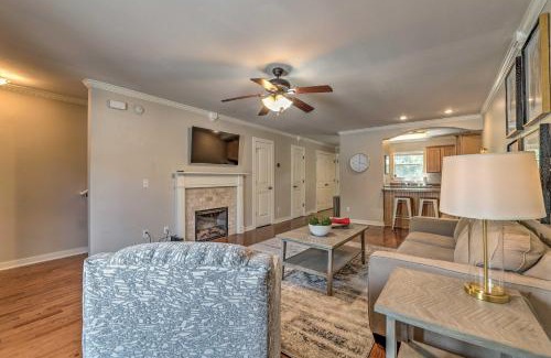 Johnson House | Charming Springdale Townhome about 5 Mi to Dtwn!