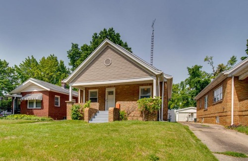 Springfield House | Charming Springfield Home 2 Mi to Downtown