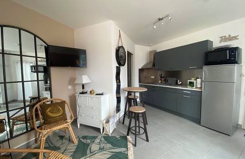 Le Chateau-d'Oleron Apartment | Charming studio just steps from the beach and town center – Ideal for a relaxing stay