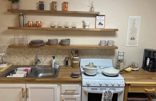 Albuquerque House | Charming stand alone Casita in the welcoming North Valley of Albuquerque