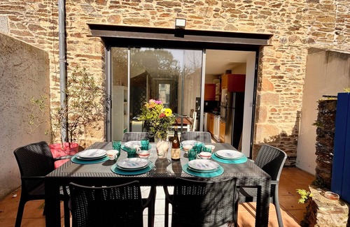 Cancale House | Charming stone fisherman's house near the port