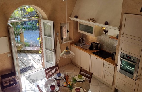 Grimaud House | Charming stone house for 4 rated 5 stars