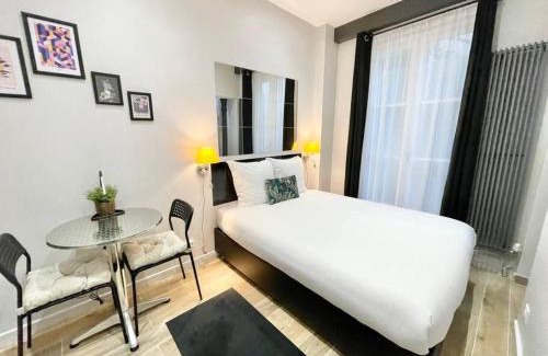 Puteaux Apartment | Charming Studette Paris La Défense