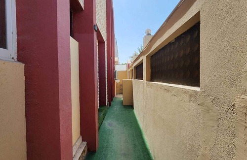Abu Dhabi Apartment | Charming studio apartment.