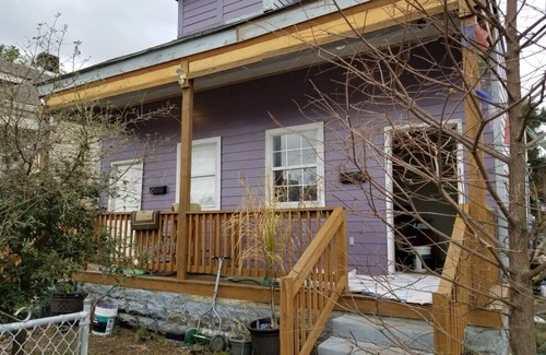 Mid-City Apartment | Charming Studio | Central | 4 Blocks to Streetcar