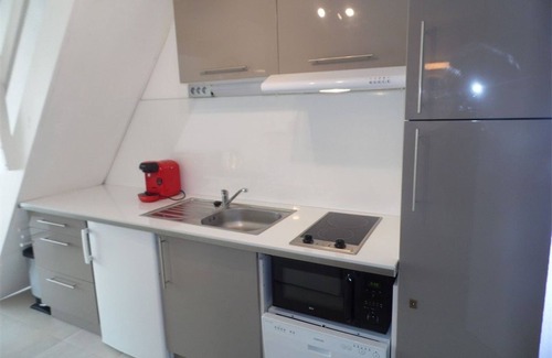 Le Grau-dʼAgde Apartment | Charming Studio with Mezzanine, 4 Sleeps, Parking, 700m to Shops, Grau d’Agde