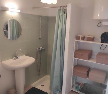 Boulevard des Poilus Apartment | Charming studio!