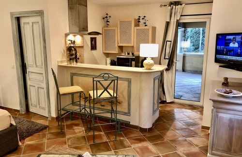 Theoule-sur-Mer Apartment | CHARMING STUDIO 28m2 terrace 22m2 PANORAMA MER/MASSIF DE L'ESTEREL