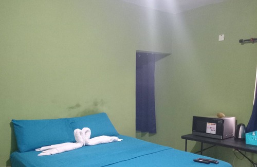 Silver Sands Apartment | Charming studio in fabulous Coral Spring with AC