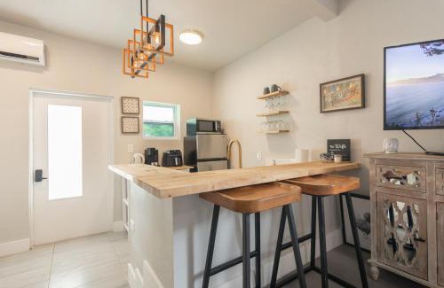 Allapattah Apartment | Charming Studio in Miami with Parking and Patio