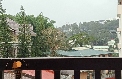 Baguio Apartment | Charming Studio room with WiFi and Balcony in delightful Baguio