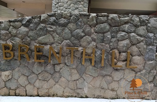 Baguio Apartment | Charming Studio room with WiFi and Balcony in delightful Baguio