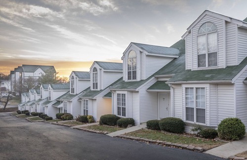 Branson Apartment | Charming Studio w/Pool Access in Branson